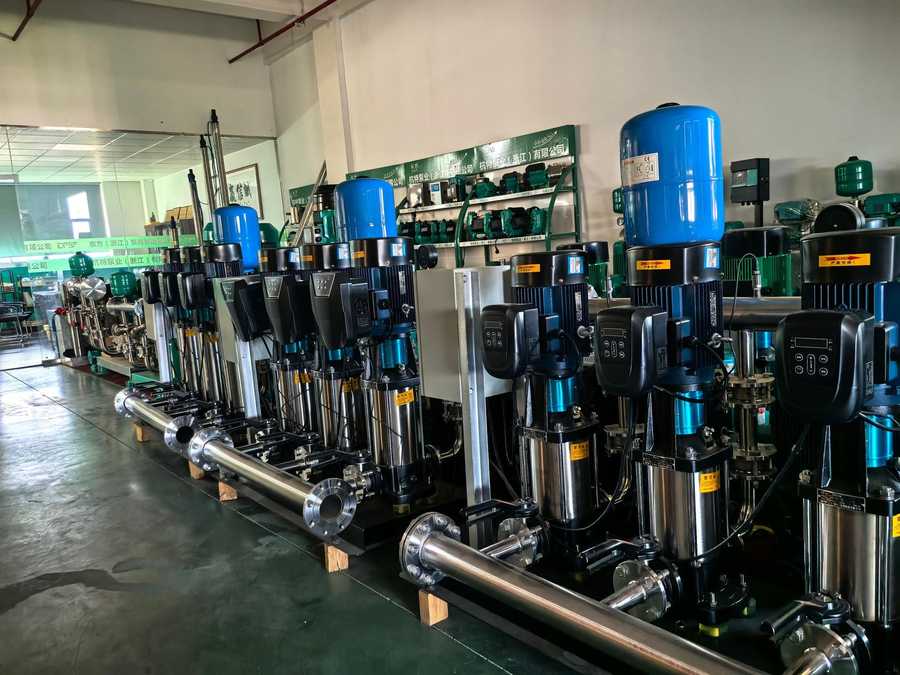 Real AUSENIST booster pump set with pump VFDs used as a configuration reference